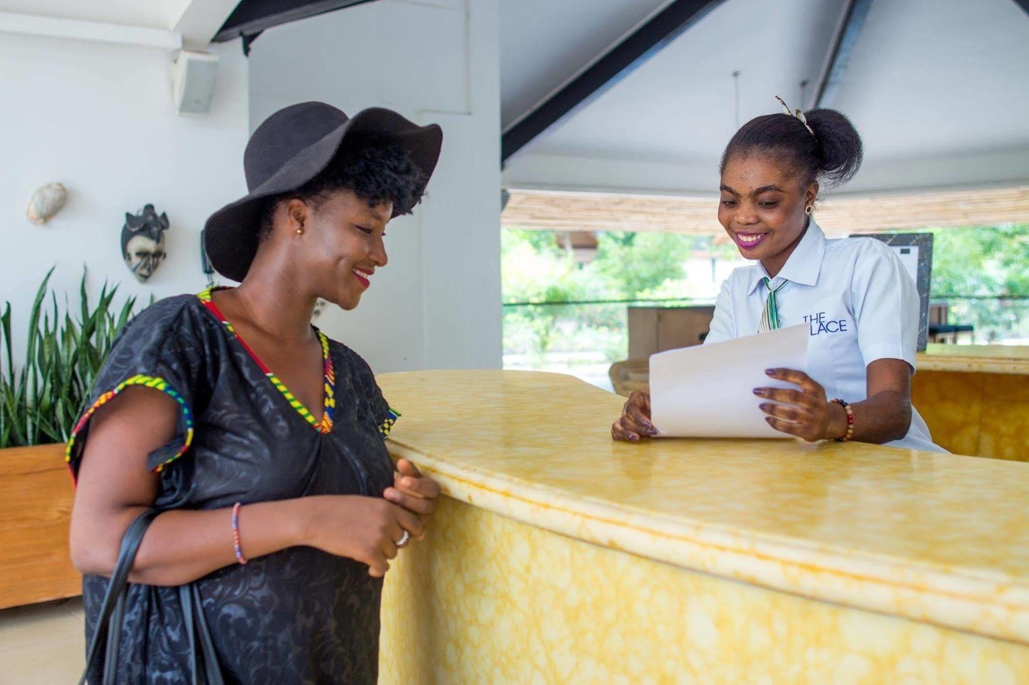 The Place Resort At Tokeh Beach Freetown Extérieur photo